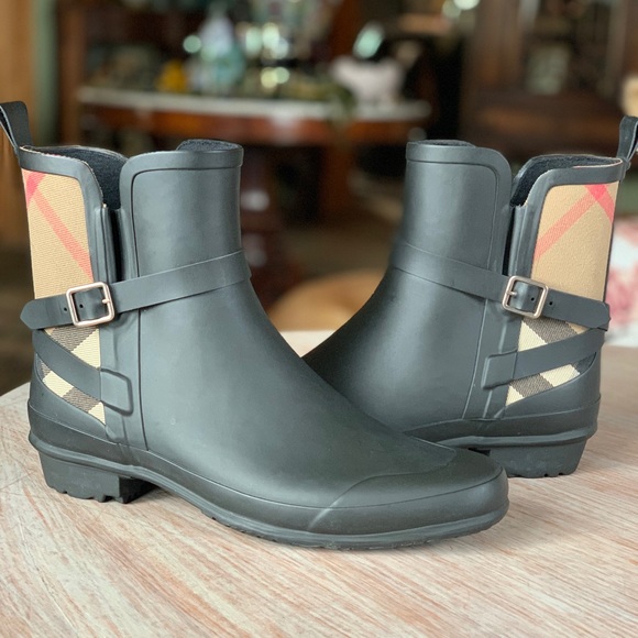 Burberry | Shoes | Burberry Riddlestone 